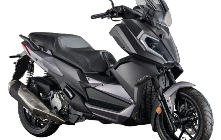 Segini Harga Motor Saingan Yamaha Xmax, Thrust Defender 125 dengan Harga 58 Juta!