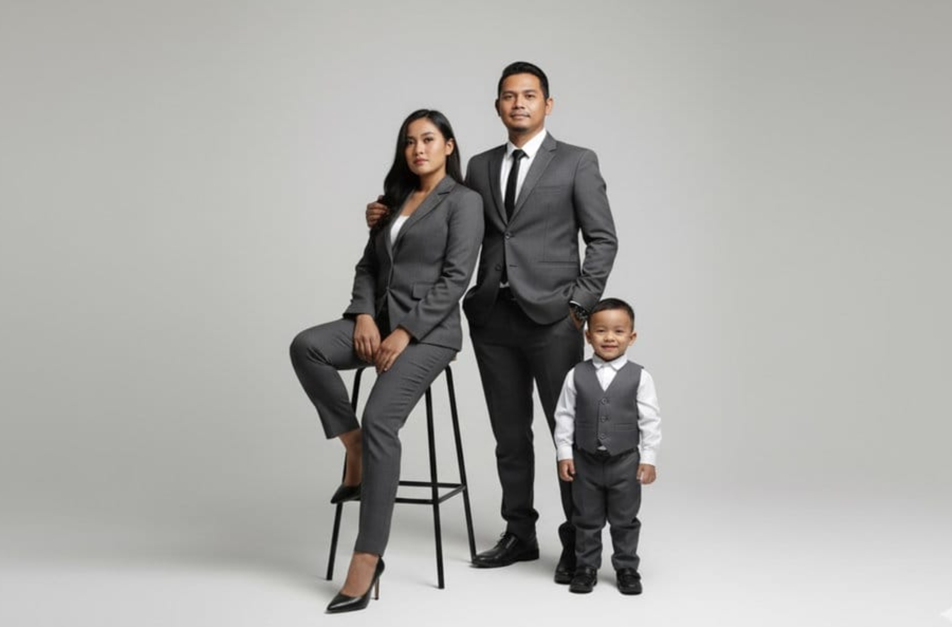 7 Ide Prompt Gemini AI untuk Foto Keluarga Bertiga yang Estetik dan Realistis