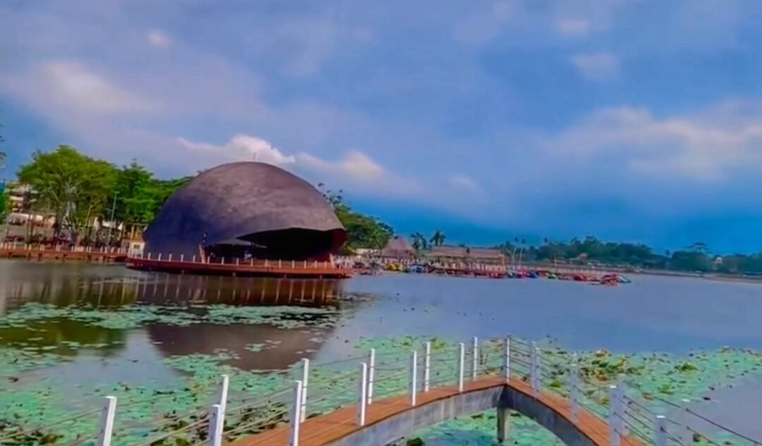 5 Wisata Danau di Garut yang Terkenal, HTM Murah, Cocok Buat Bersantai Sampai Memancing 