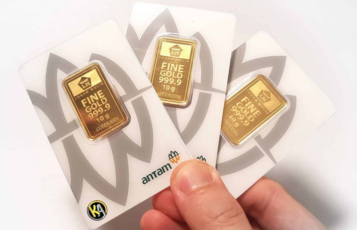 Update Dari 0,5 Gram Sampai 1 Kg, Ini Daftar Harga Emas Antam Lengkapnya!