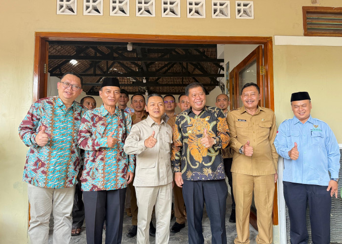 Wamendikmen Fajar Riza Kunjungi Muhammadiyah Majalengka, Target Revitalisasi Sekolah Capai Rp90 T