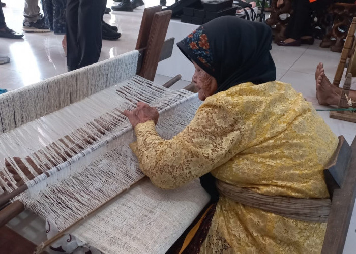 Tenun Gadod Nunukbaru, Warisan Leluhur yang Bertahan di Tengah Modernisasi