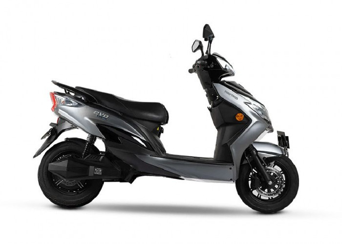 Desain Ringkas, Irit, Jarak Tempuh Tembus 200 Km, Inilah Keunggulan dan Harga Motor Listrik Polytron EVO 
