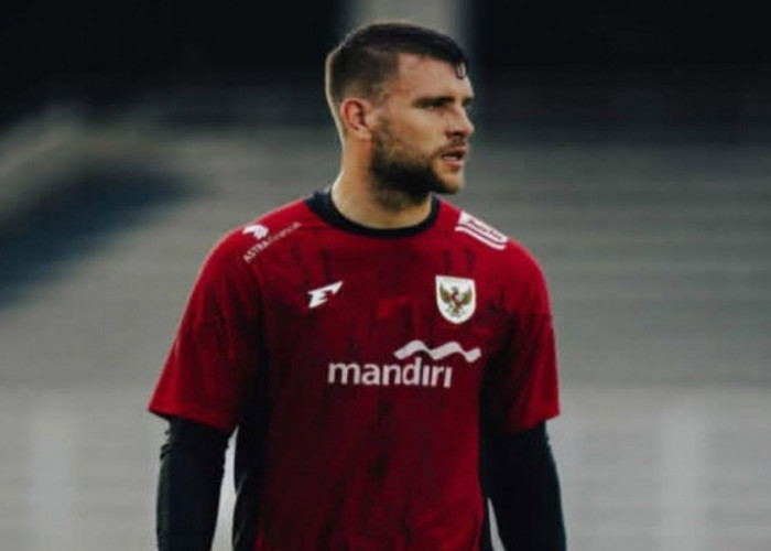 Dirumorkan ke Persib, Ternyata Maarten Paes ke Ajax, Transfer Tuntas Berkat Campur Tangan Jordi Cruyff