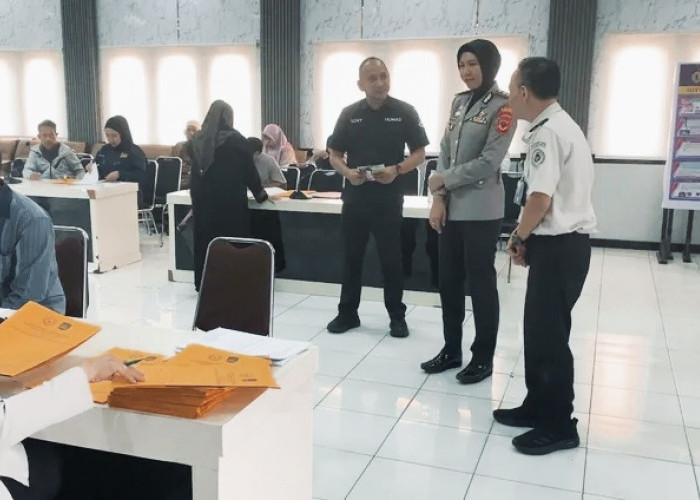 Layanan Paspor Keliling di Polres Majalengka Diserbu Warga, Kuota 25 Pemohon per Hari Tak Mencukupi