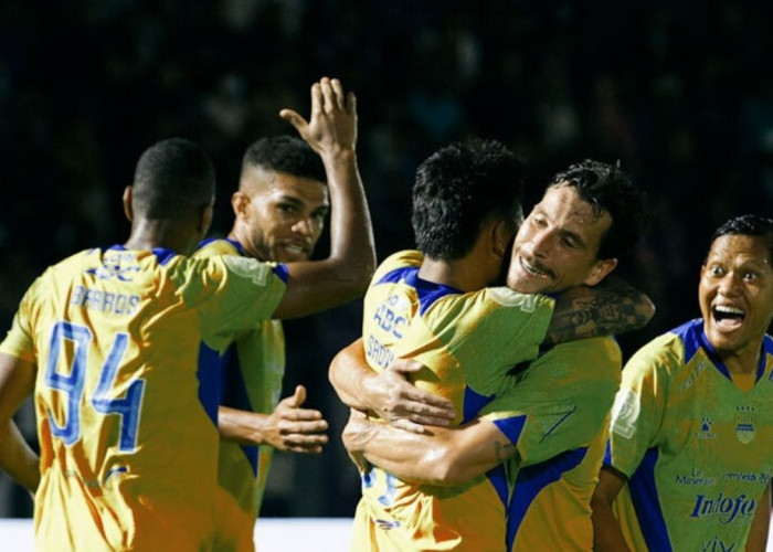 Prediksi Susunan Pemain Persib Bandung vs Persik Kediri, Ambisi Kejar Poin Menuju Gelar Kelima!