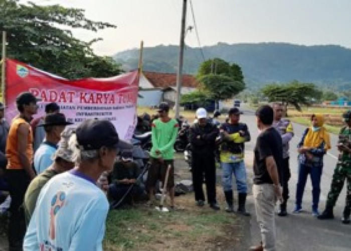 Padat Karya Tunai Drainase di Blok Cibatu Kelurahan Munjul Majalengka Rampung  