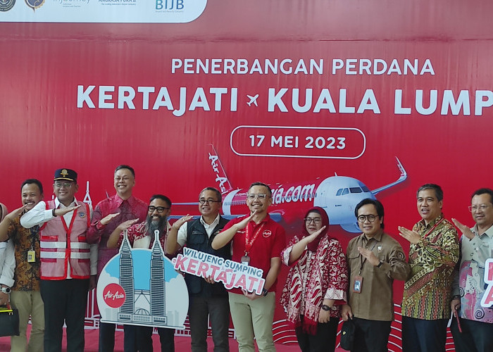 AirAsia Terbang Perdana ke Kuala Lumpur dari BIJB Kertajati