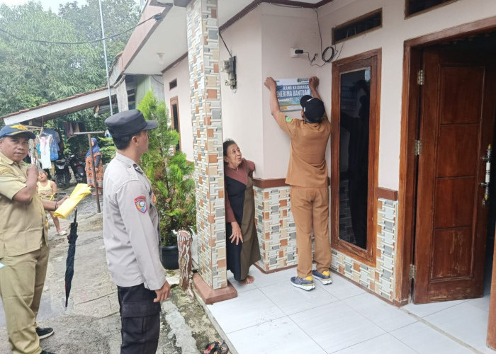 Polisi Kawal Stiker KPM di Majalengka, Bupati Eman Perketat Transparansi Data Bansos