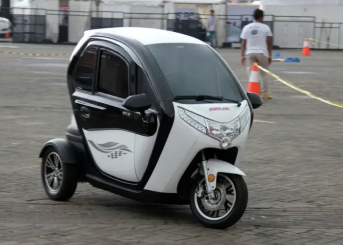 Solaris R-3 Motor Listrik Roda Tiga Kabin Tertutup Anti Hujan, Dibanderol 26 Juta, Cicilan Segini per Bulan