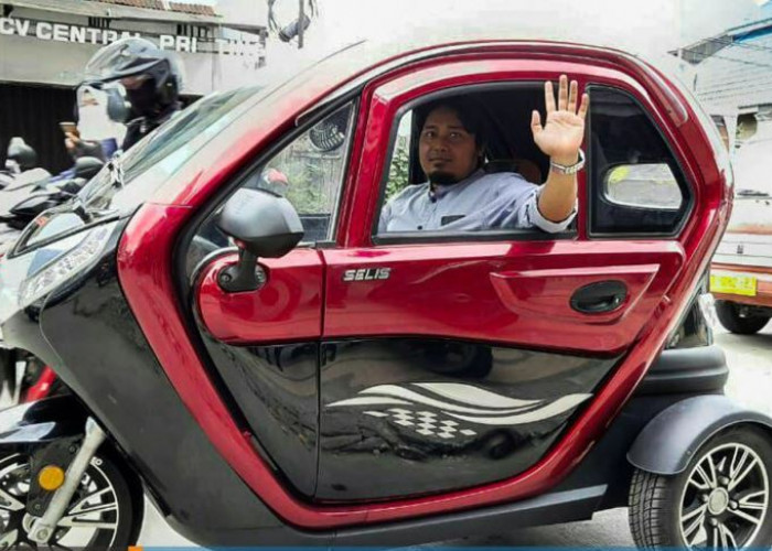 Skema Kredit & Harga Motor Listrik Roda 3 Kabin Tertutup Paling Layak di 2026, Mampu 3 Orang Hingga 250 Kg