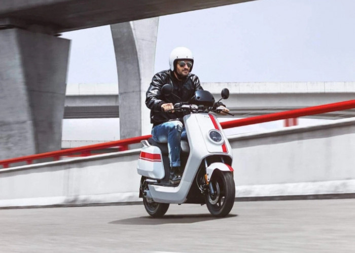 Ideal Buat Harian, 5 Pilihan Motor Listrik Hemat Baterai & Jarak Tempuh Tembus 170 KM, Worth It Dibeli di 2026