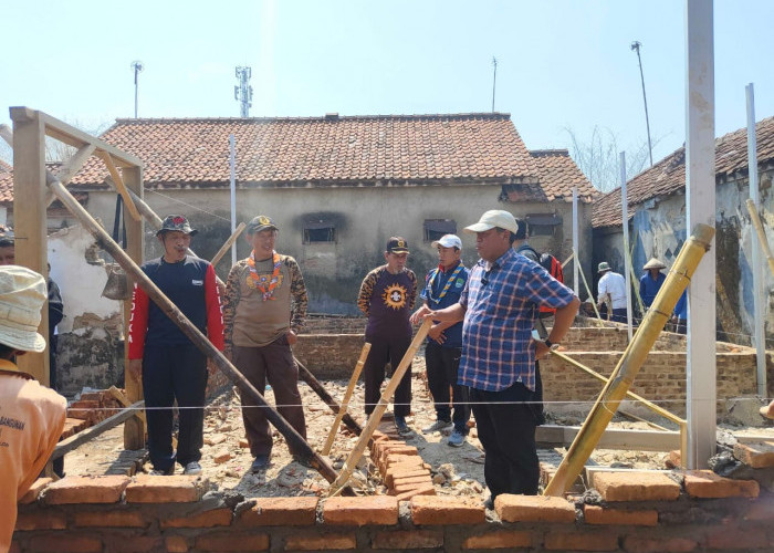 Sukses Kolaborasi Program Rutilahu Dengan Baznas, Kwarcab Majalengka Diganjar Penghargaan Lencana Karya Bakti