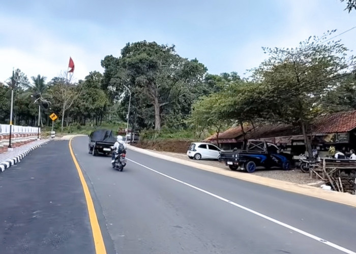 Bupati Eman Suherman Tinjau Jalan Provinsi di Majalengka Mulus 