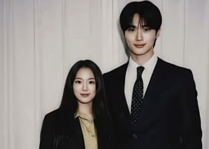 Gak Sampai 1 Jam! Prompt Gemini AI untuk Edit Foto Polaroid Bareng Idol K-pop Ini Bisa Langsung Jadi