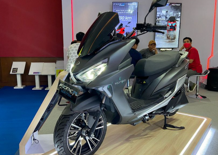 Cuma Isi Daya Sekali, Ini Performa Motor Listrik Polytron Fox Dipakai Touring 190 KM Tanpa Henti!
