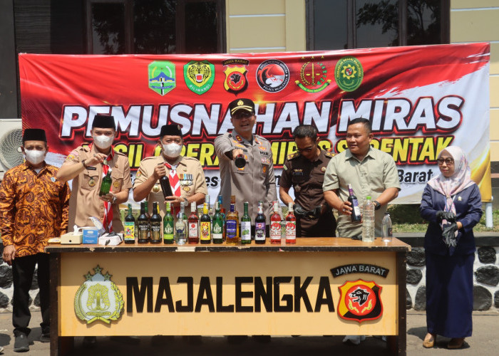 Polres Majalengka Musnahkan 6.426 Botol Miras Hasil Operasi 9 Hari