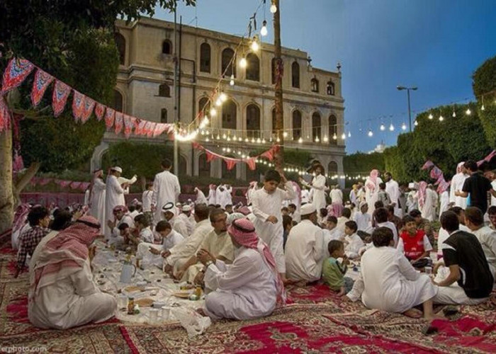 Nostalgia Zaman Dulu, Ini 5 Kebudayaan Di Bulan Ramadan Yang Mulai Tergusur Zaman