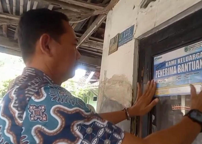 Pemkab Majalengka Wajibkan Stiker Rumah Penerima Bansos demi Transparansi dan Ketepatan Sasaran