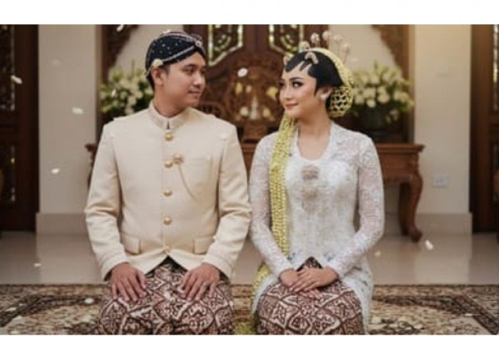 Bikin Pangling! Cara Edit Foto Pakai Baju Adat dengan Gemini AI, Pakai 4 Prompt Berikut