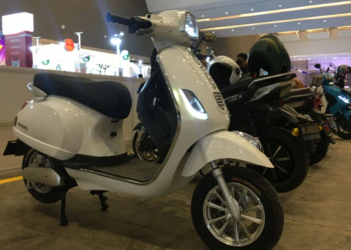 Desain Stylish Mirip Vespa, Simulasi Angsuran Kredit Motor Listrik Uwinfly T5, T3, dan T3s Pro di OTO Finance