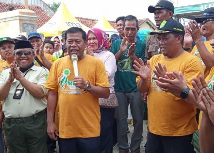 Bupati Terpilih Eman Lepas Peserta Jalan Sehat Persis