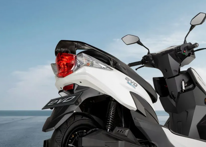 Bisa Tembus 200 Km dalam Kondisi Baterai Penuh, Motor Listrik Polytron Evo 2026 Bisa Dicicil Mulai 820 Ribuan