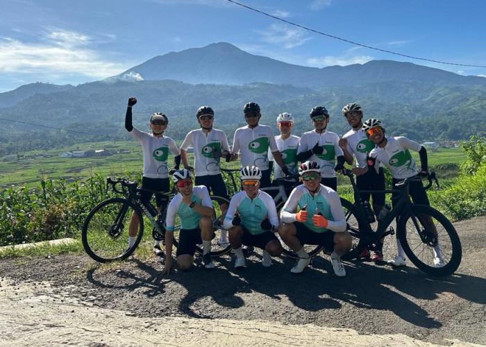 Ketika Para Cyclist Cirebon 'Manasik' Keliling Gunung Ciremai, Naik Hajinya di Bromo KOM 2023