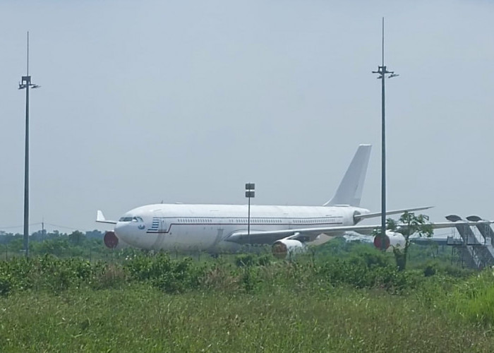 GEGER! Pesawat Asing Parkir di Bandara Kertajati Selama 1 Tahun, Begini Penjelasan dari PT BIJB