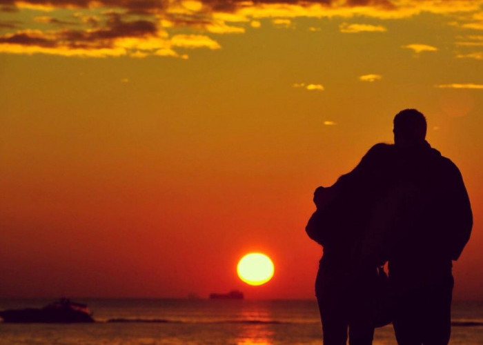 Cara Edit Foto Bareng Pasangan dengan Hasil Romantis di Pantai Menggunakan Prompt Gemini AI, Ini Caranya