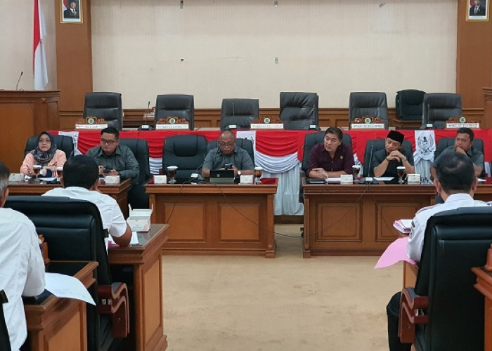 Komisi II DPRD Panggil 13 Distributor Terkait Soal Stok Pupuk Subsidi