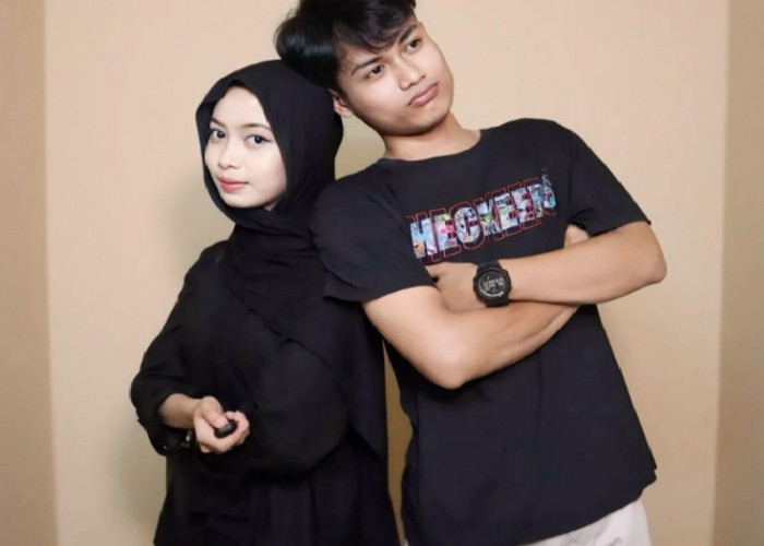 Kumpulan Prompt Gemini AI Foto Mesra Bareng Pasangan, Mulai Konsep Studio Foto Hingga Pantai dengan Sunset