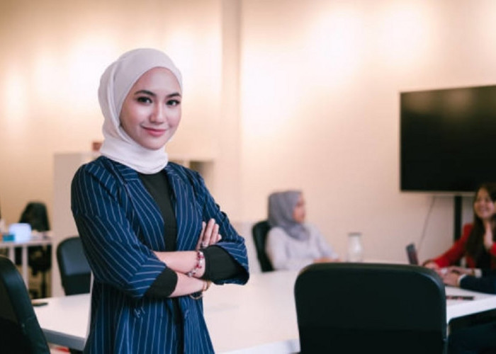 8 Prompt Google Gemini Wanita Berhijab yang Wajib Kamu Coba, Vibes Independent Woman-nya Real Banget