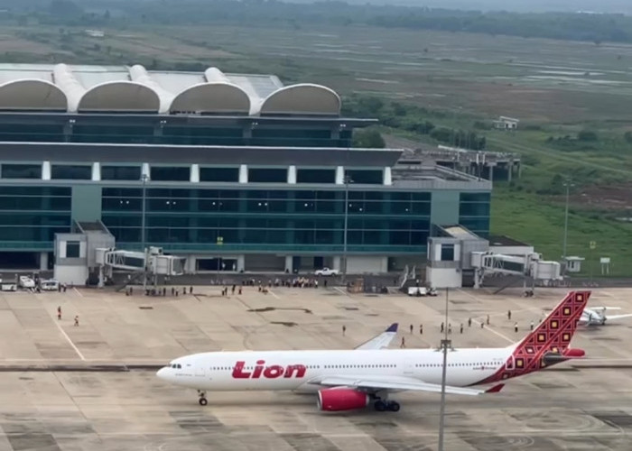 Momen Bandara Kertajati Kedatangan Pesawat Antono, Penerbangan Bakal Menggeliat Lagi