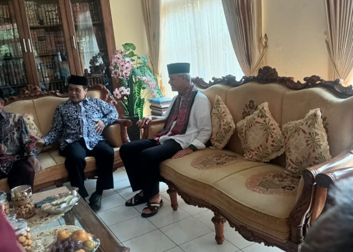 Di Hadapan Ulama Ciamis, Ganjar Perkenalkan Pecatan Ketua DPD PAN Kabupaten Cirebon