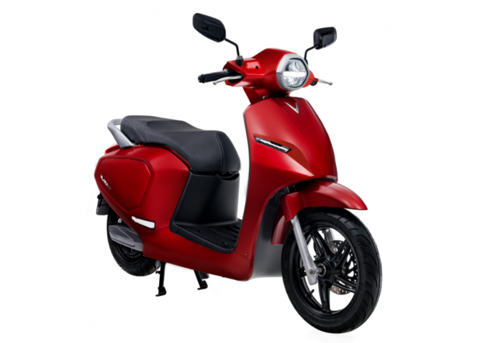 Mau Punya Motor Kalcer Kayak Vespa Tapi Minim Budget? Intip Motor Listrik VinFast Klara yang Mirip Vespa Matic