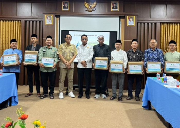 Sekda Majalengka Aeron Randi Dorong Masjid Modern, Transparansi Keuangan dan Digitalisasi Jadi Sorotan
