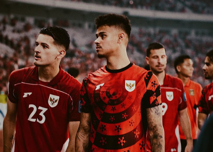 Masa Depan Mees Hilgers Masih Belum Jelas! Twente Tawarkan Perpanjang Kontrak, Hilgers Belum Ada Jawaban