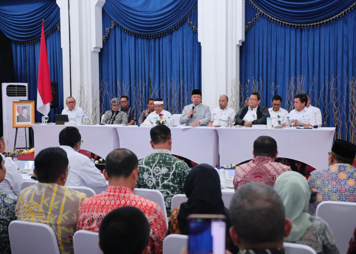 Rakor dengan Kepala Daerah Jabar, Menteri Nusron Tegaskan Sanksi Tegas Alih Fungsi Lahan Sawah