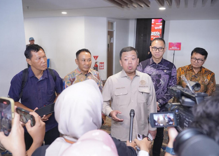 Menteri Nusron Siapkan Evaluasi Tata Ruang Sumatera Pascabencana Banjir untuk Minimalkan Risiko ke Depan