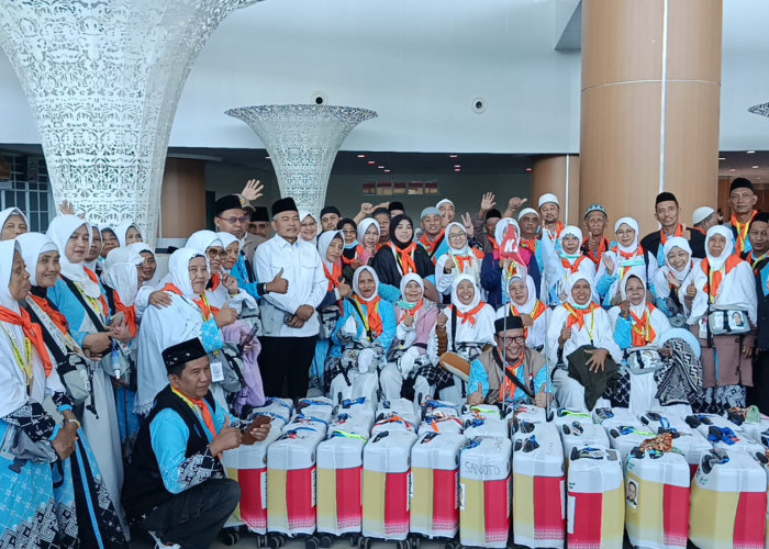 Satori Kawal Pemberangkatan Haji di Kertajati, 441 Jemaah KJT 05 Cirebon Didominasi Usia Produktif