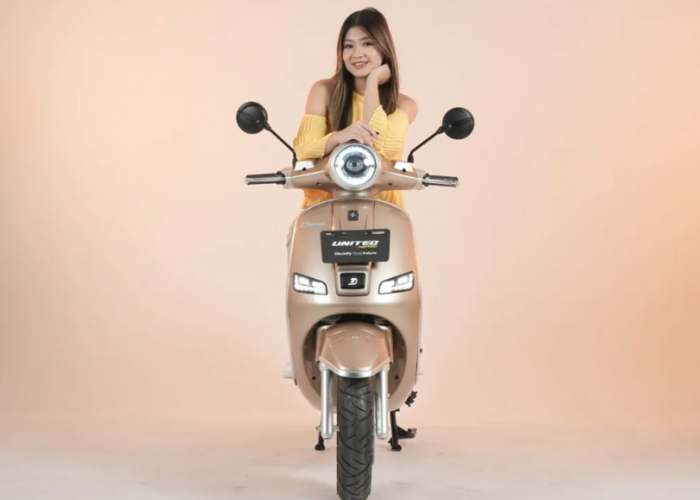 Motor Listrik Desain Mirip Vespa Primavera, Berikut Simulasi Kredit United C2000 di OTO Dengan Tenor Fleksibel