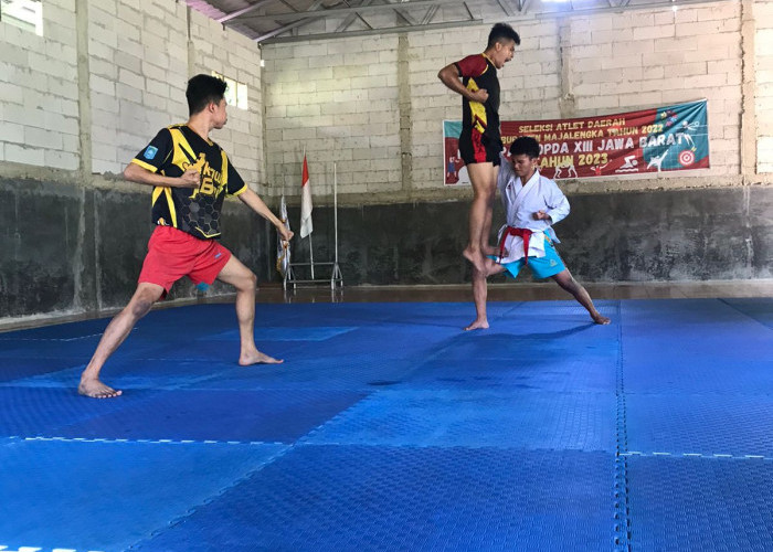Atlet Karate Bangka Belitung Berlatih di Dojo Lala Diah Pitaloka, Janji Kuliah Gratis di Majalengka Nol Besar