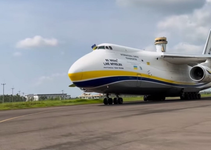 Menhub Budi Karya Ikut Bangga Pesawat Antonov Mendarat di Bandara Kertajati Majalengka, Simak Kata-katanya