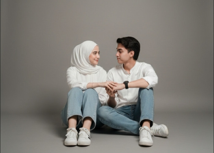 Bikin Mantan Iri! 5 Prompt Gemini AI Edit Foto Berdua Ala Foto Studio, Hasilnya Elegan dan Romantis Banget!