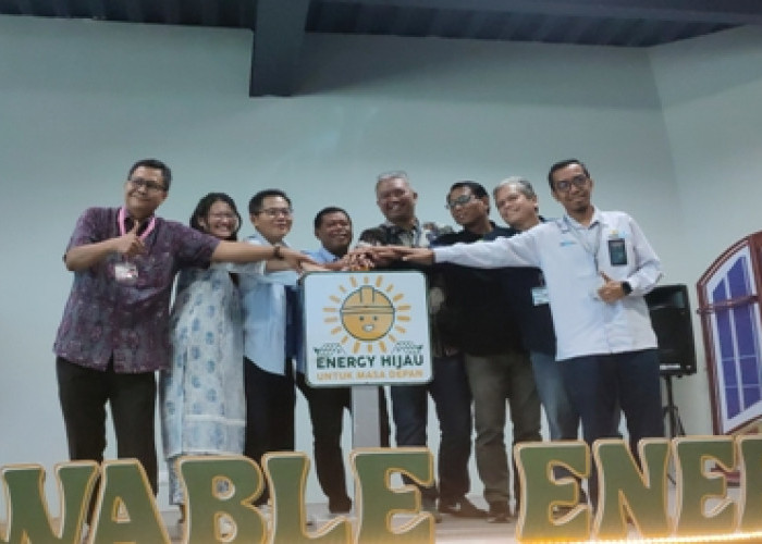 Bupati Eman Suherman Dorong Perusahaan Gunakan Roof Top Solar PV