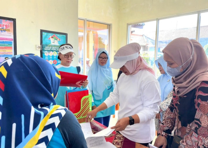 Ketua TP PKK Majalengka Lakukan Pembinaan Posyandu