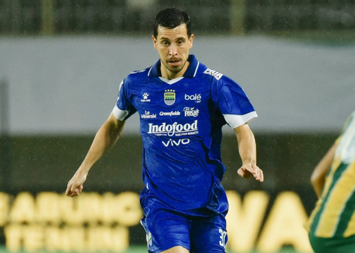 Guyuran Hujan Tak Hentikan Persib, Bungkam PSBS Biak 0-3 dan Thom Haye Tampil Mewah!