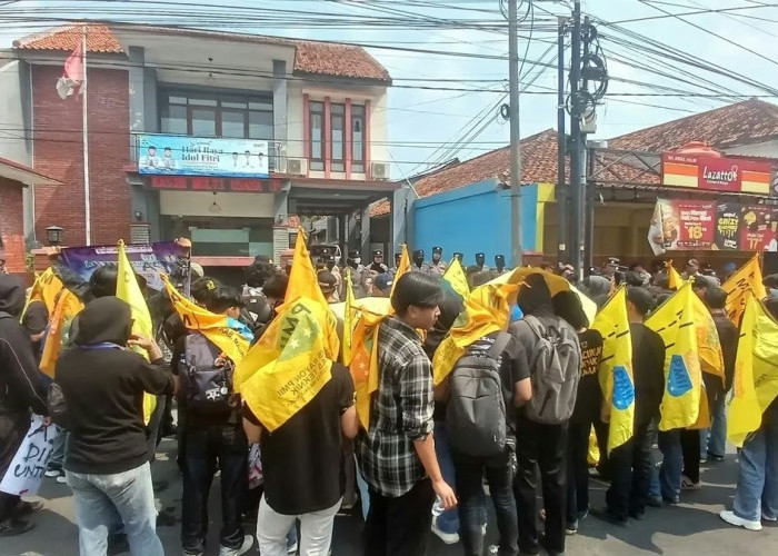 Kinerja BUMD Disorot Mahasiswa, DPRD Perintahkan  Komisi II Evaluasi PT SMU