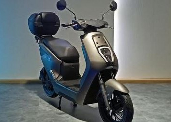 4 Daftar Harga Motor Listrik Buatan Indonesia, yang Sudah Masuk Subsidi di Tahun 2025